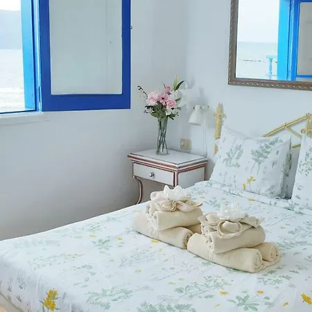 Absolute Beachfront House Ii *