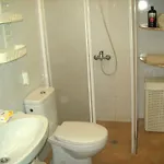 Absolute Beachfront House Ii Фамара