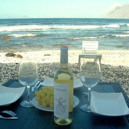 Absolute Beachfront House Ii Famara